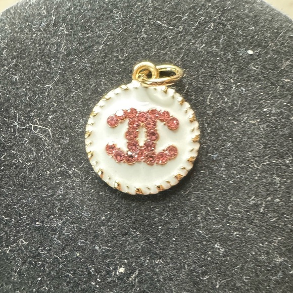 CHANEL - Charm/Button/Zipper Pulls- Authentic - White/Pink Interlocking CC’s - Picture 1 of 3